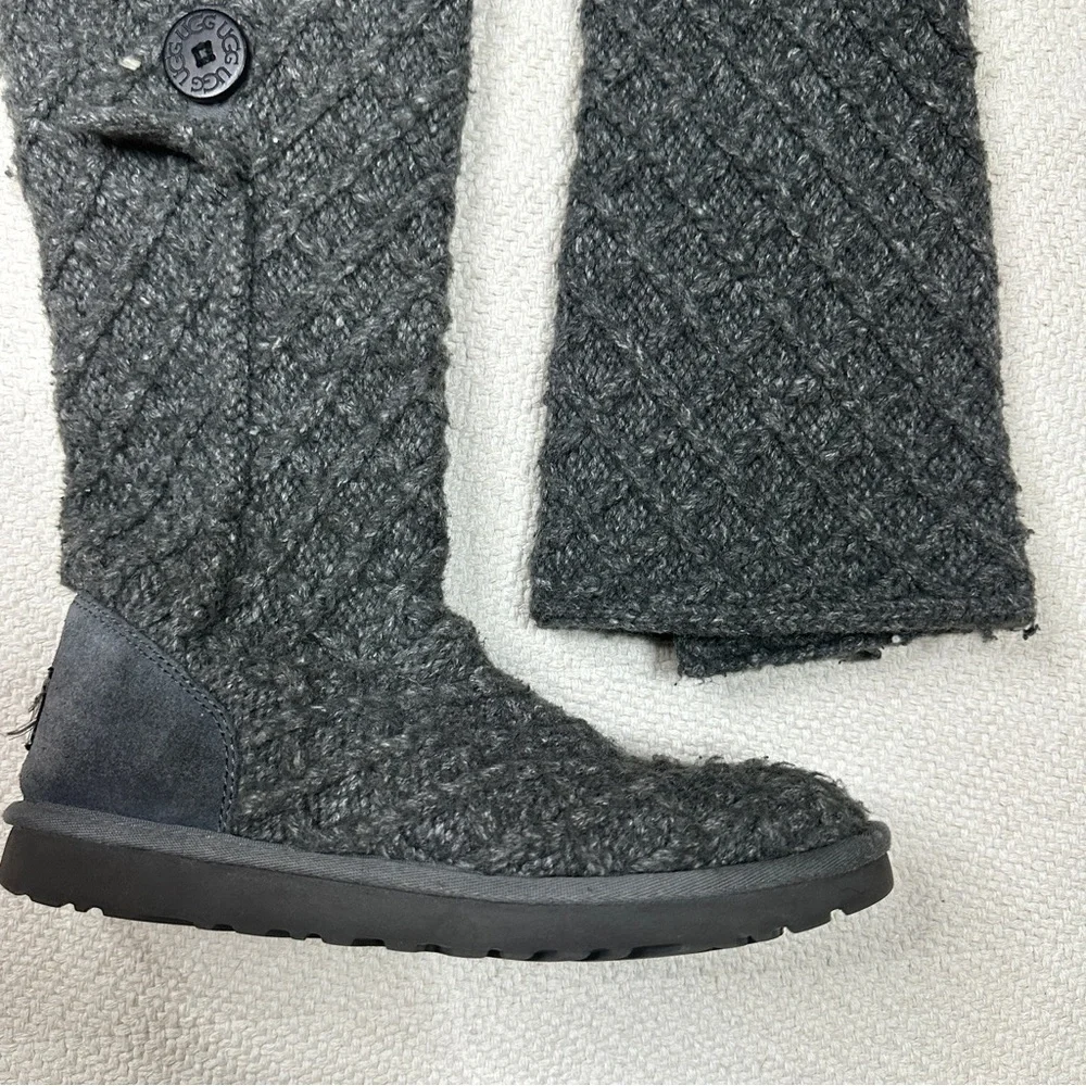 UGG dark gray knit Cardy convertible boots SIZE 8